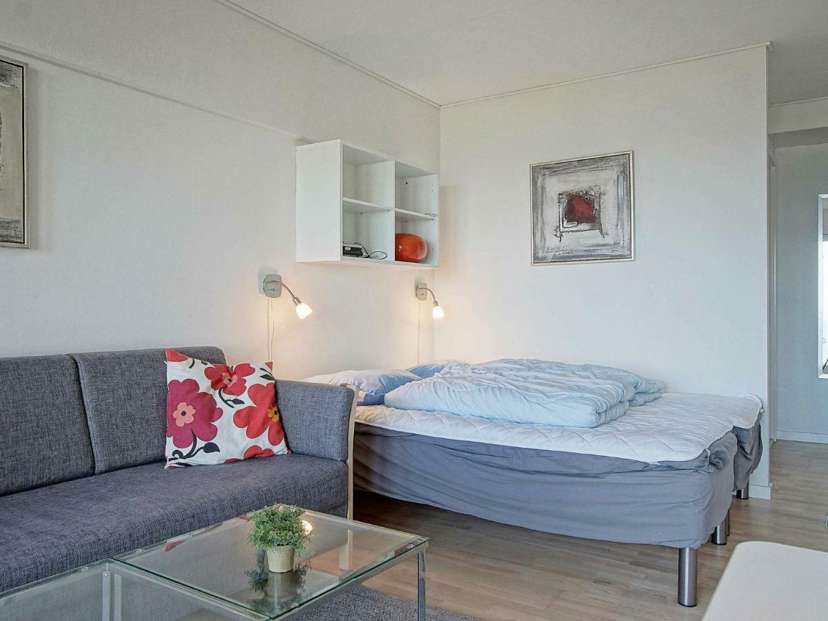 4 Person Holiday Home In Allinge Eksteriør billede